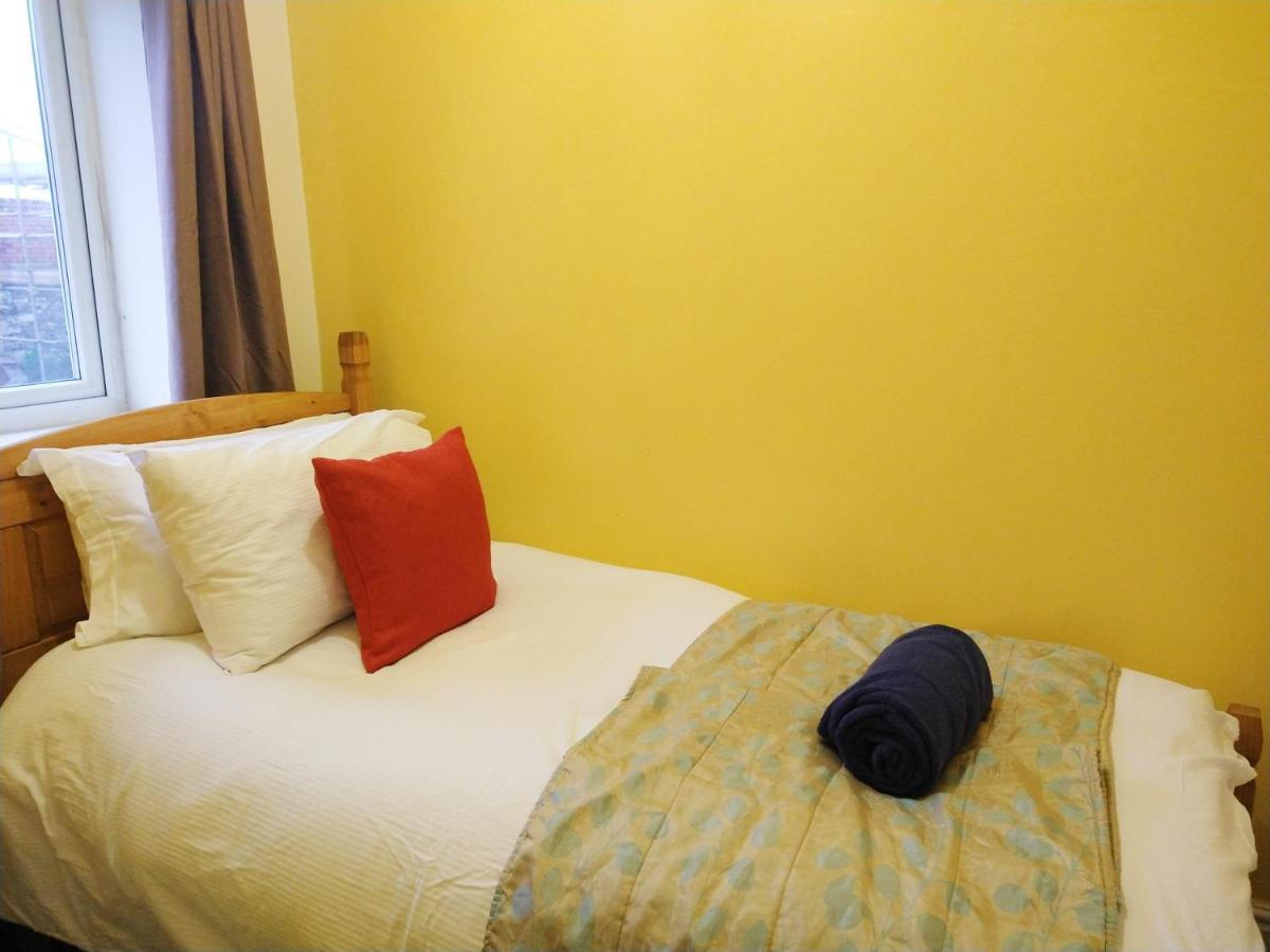 Derwent Street Apartment 2 - Self Contained - 2 Bed Self Catering Apartment 沃金顿 外观 照片